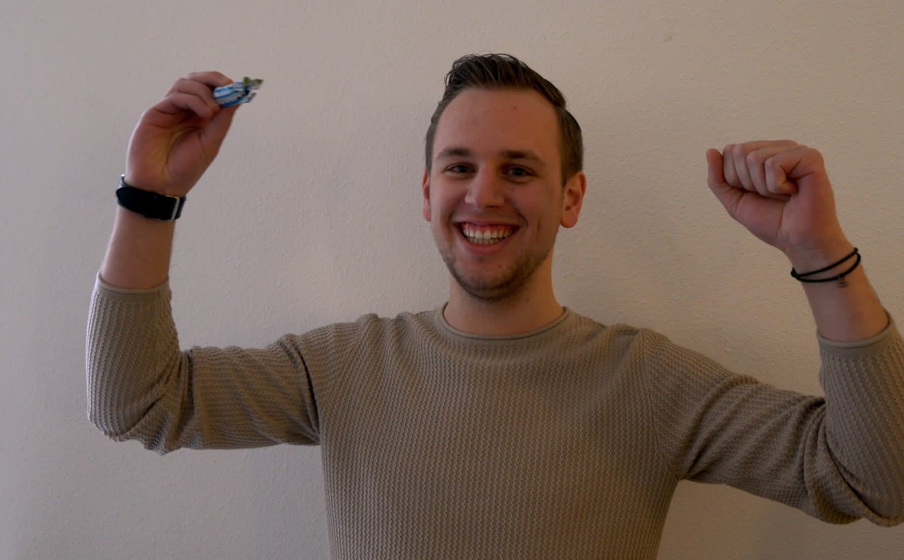 gaan-we-nog-langs-de-deuren-met-sint-maarten-nee-ik-gooi-nu-gewoon-snoep-op-kinderen-image Gaan we nog langs de deuren met Sint-Maarten? ‘Nee, ik gooi nu gewoon snoep op kinderen’