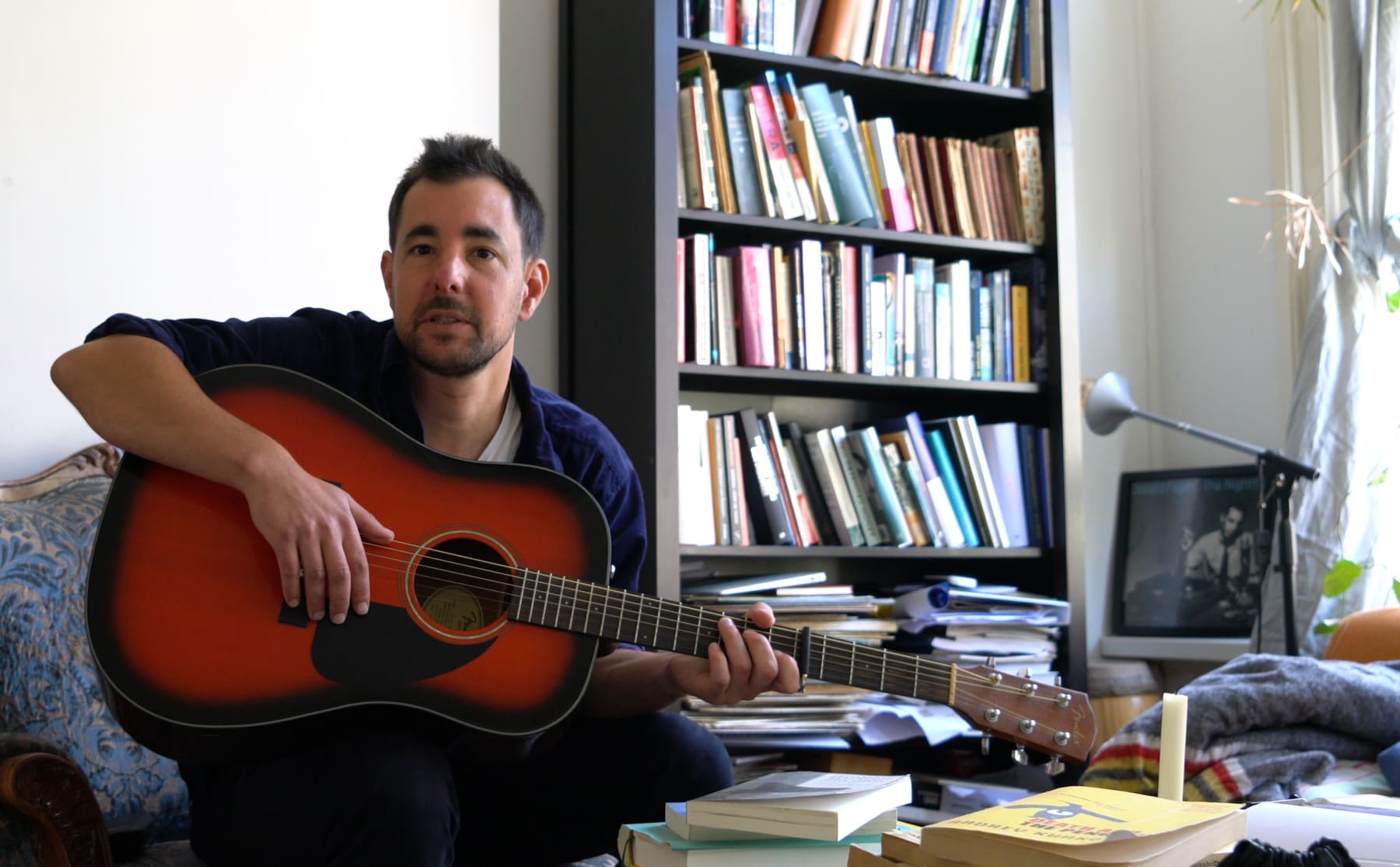 Dit is columnist Ra&uacute;l: van nepmuzikant naar SIS-specialist