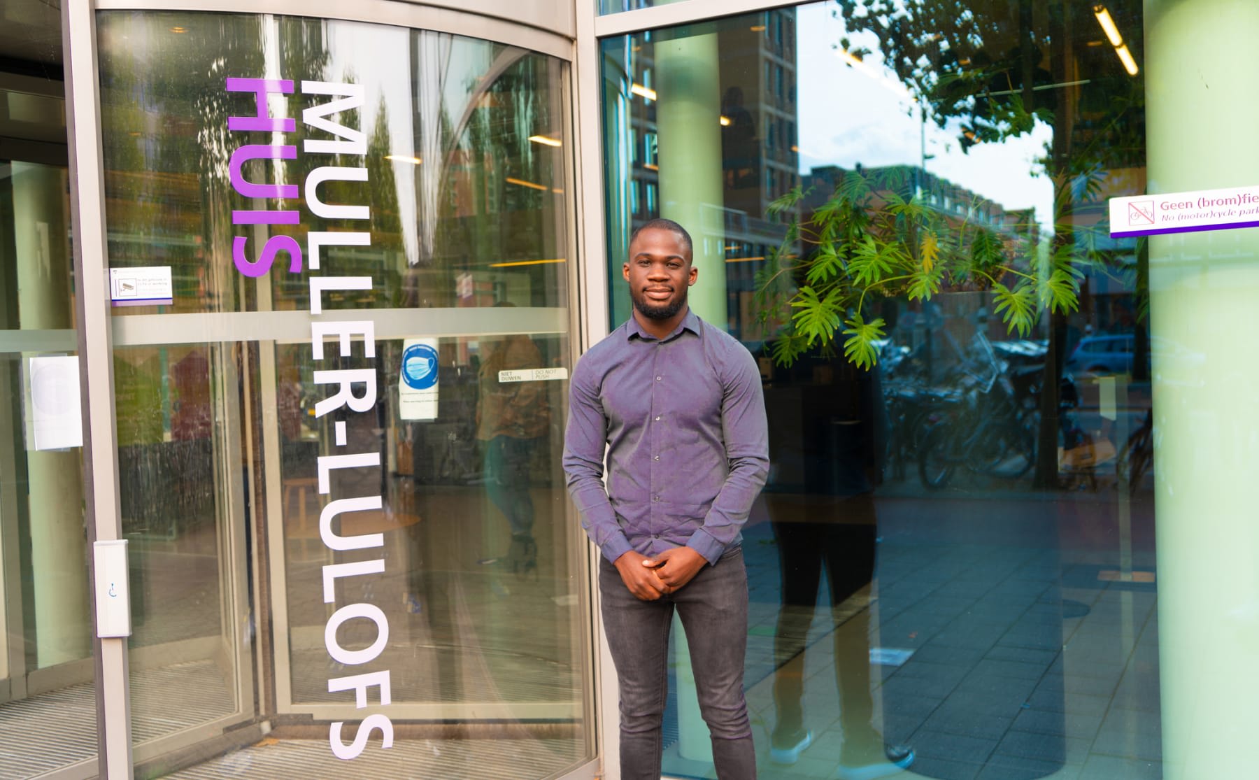 Studentassessor Fernon Longfur: &lsquo;De HvA moet gaan voelen als thuis&rsquo;