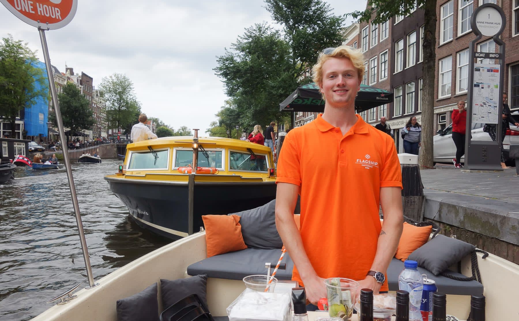 De doorgeefcamera: testen met een boot die over het water kan vliegen