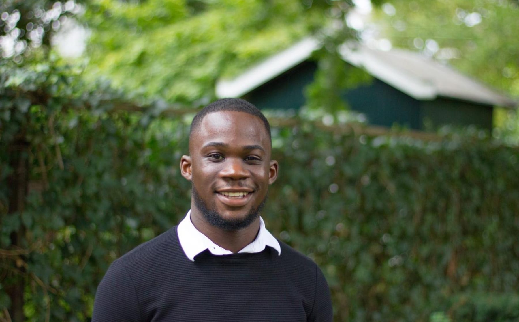 fernon-longfur-zit-een-jaar-lang-namens-studenten-in-hva-bestuur-image Fernon Longfur zit een jaar lang namens studenten in HvA-bestuur