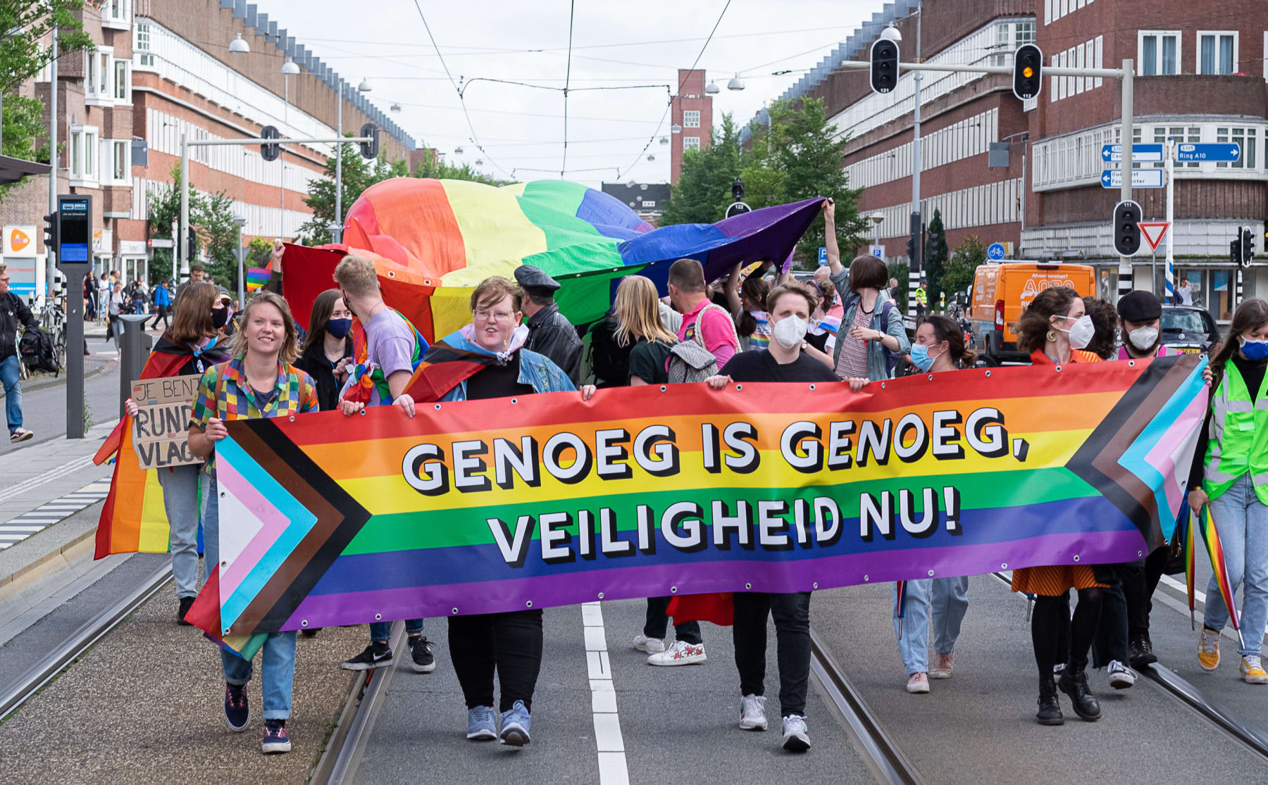 protestmars-tegen-antihomogeweld-na-brand-studentenflat-west-image Protestmars tegen antihomogeweld na brand studentenflat West