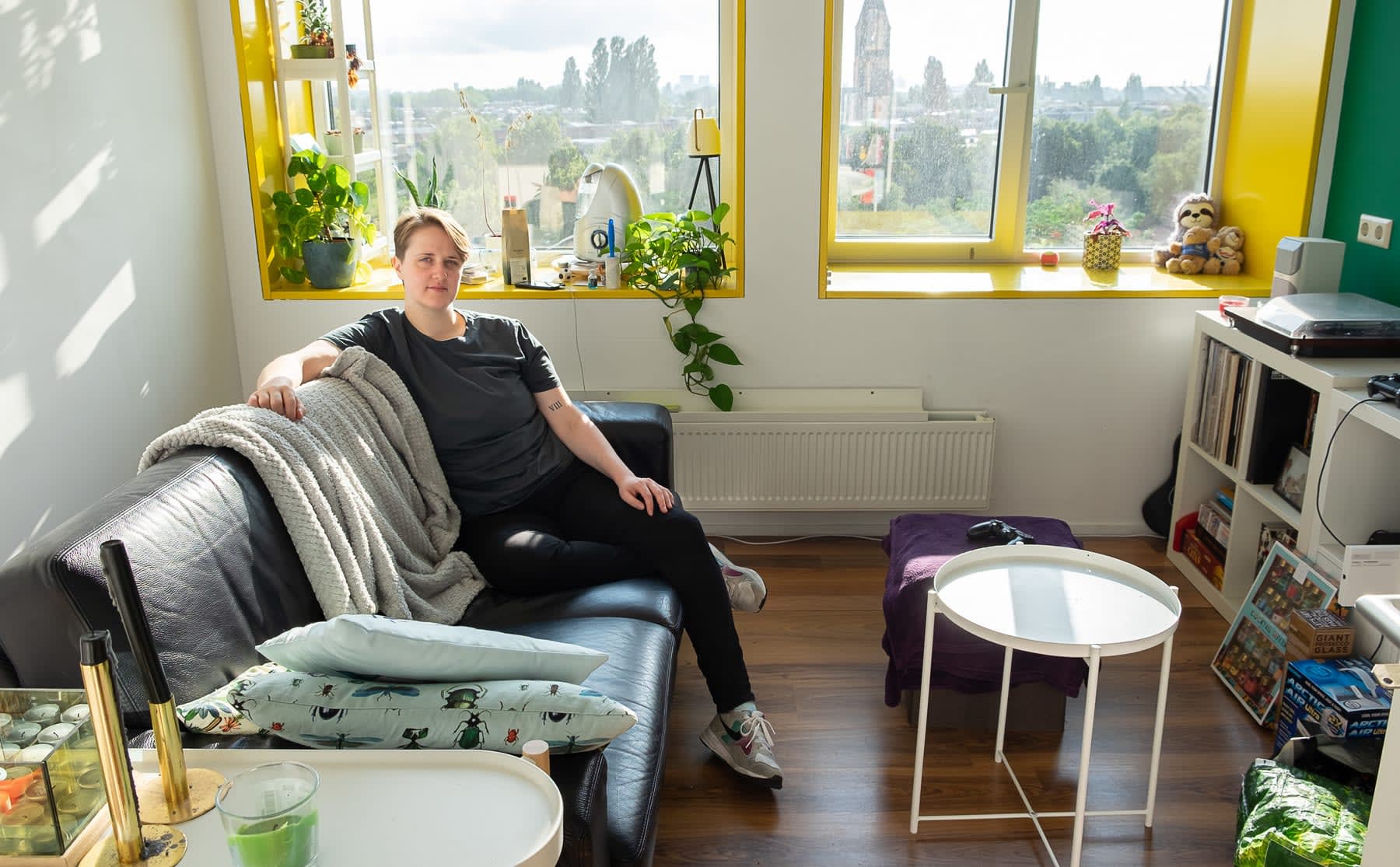 bewoners-boos-op-duwo-na-flatbrand-waar-blijft-de-mentale-hulp-image Bewoners boos op Duwo na flatbrand: ‘Waar blijft de mentale hulp?’