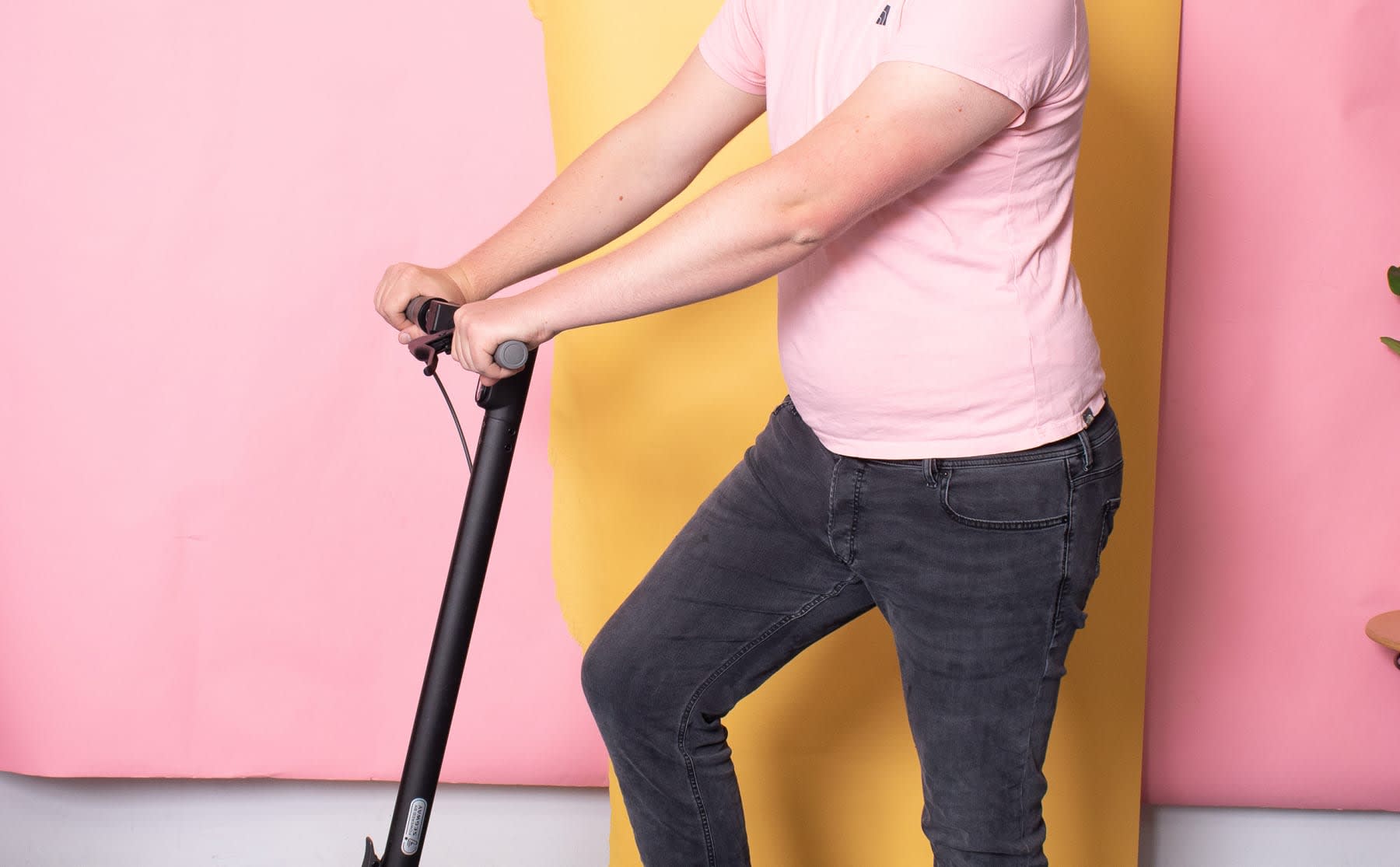 geldzaken-adriaan-investeert-of-spaart-al-het-geld-dat-hij-overhoudt-image Geldzaken: Adriaan investeert of spaart al het geld dat hij overhoudt