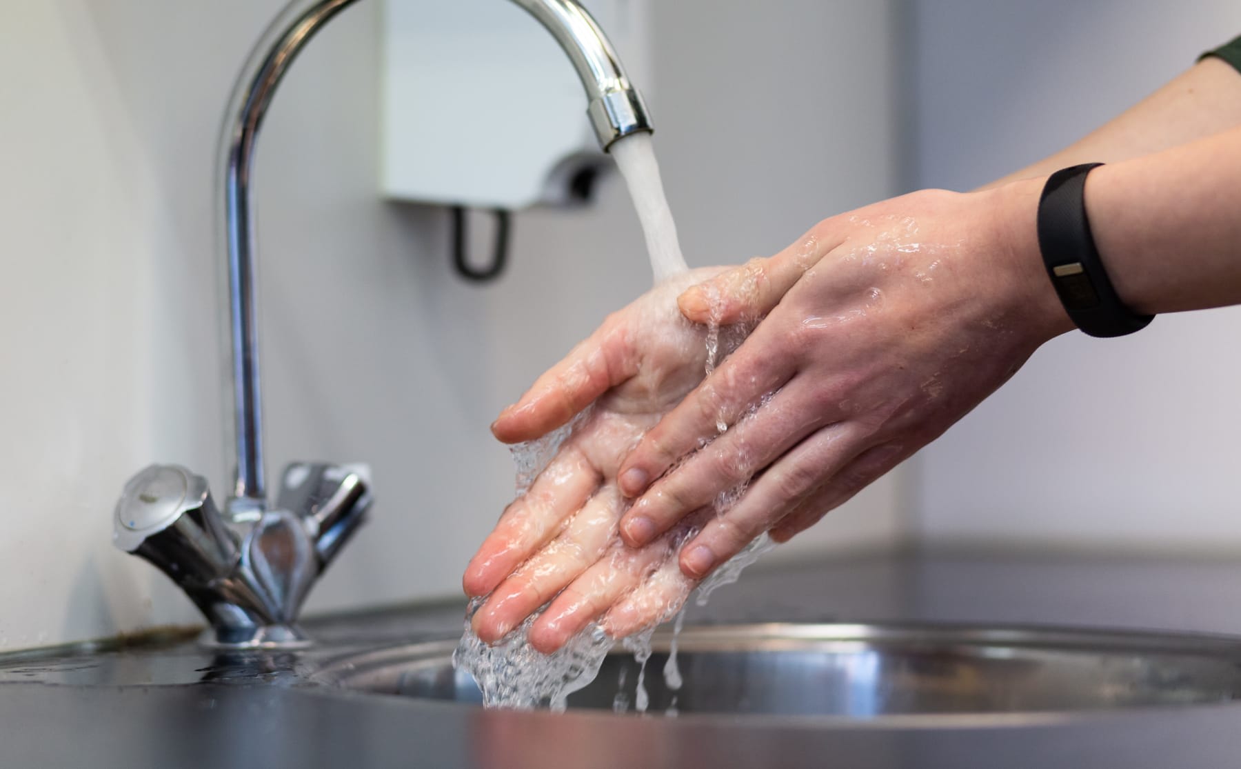 precies-een-jaar-geleden-startte-de-coronacrisis-hoe-het-allemaal-begon-image Precies één jaar geleden startte de coronacrisis: hoe het allemaal begon