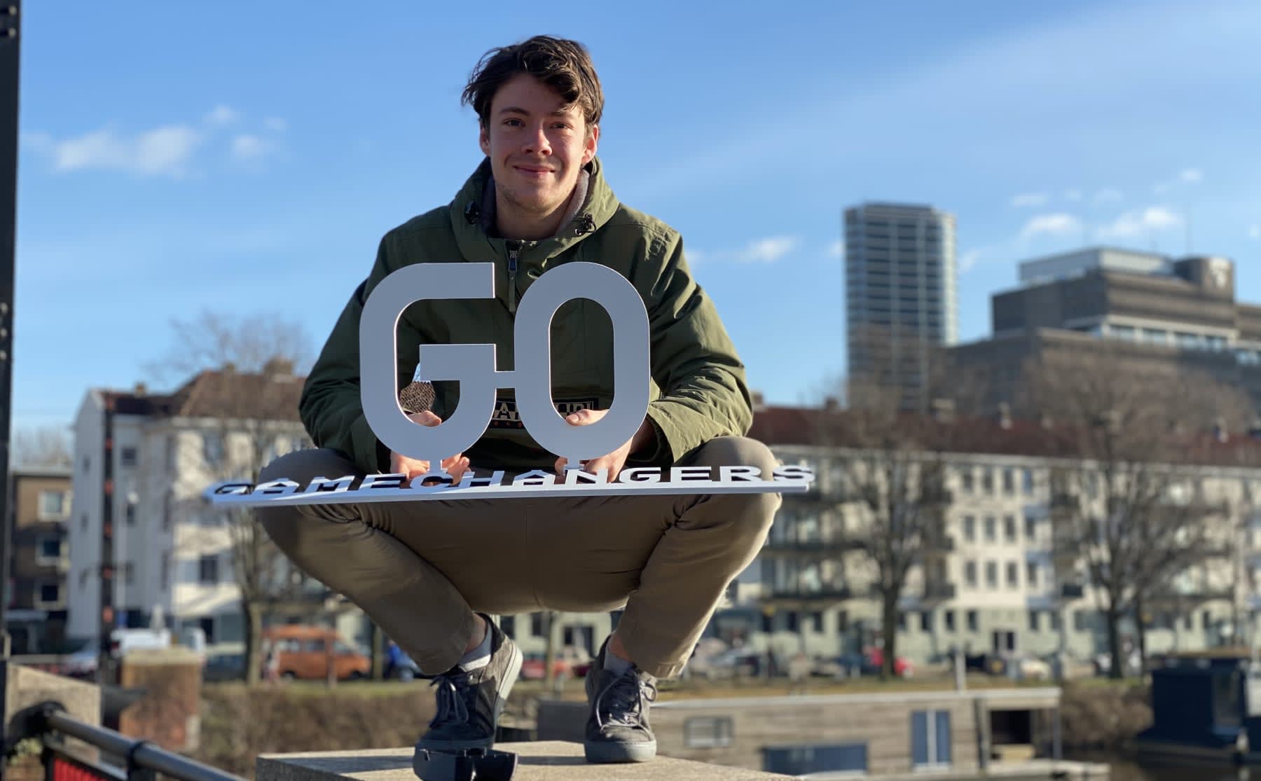 Varen op een plastic boot: die van Louden klik je zo in elkaar