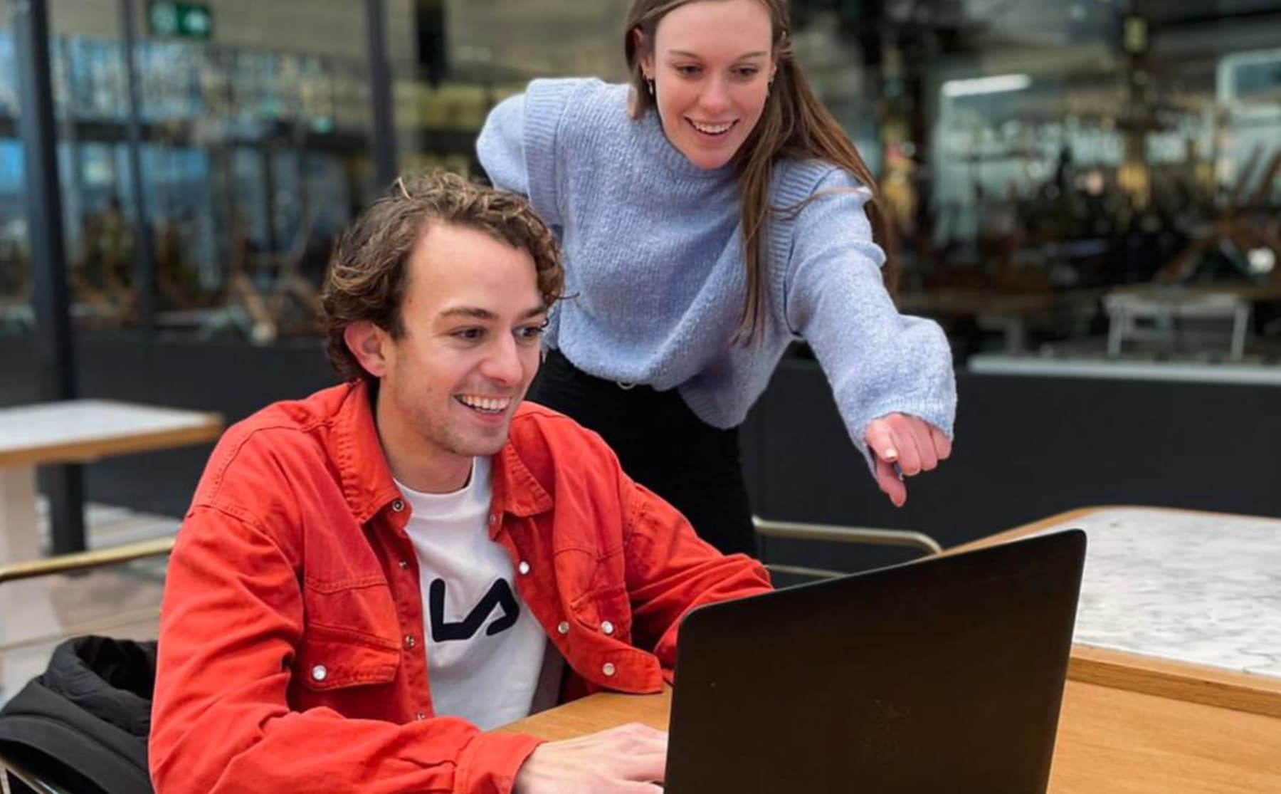 Voel je je eenzaam? Met deze studenten kun je (anoniem) chatten