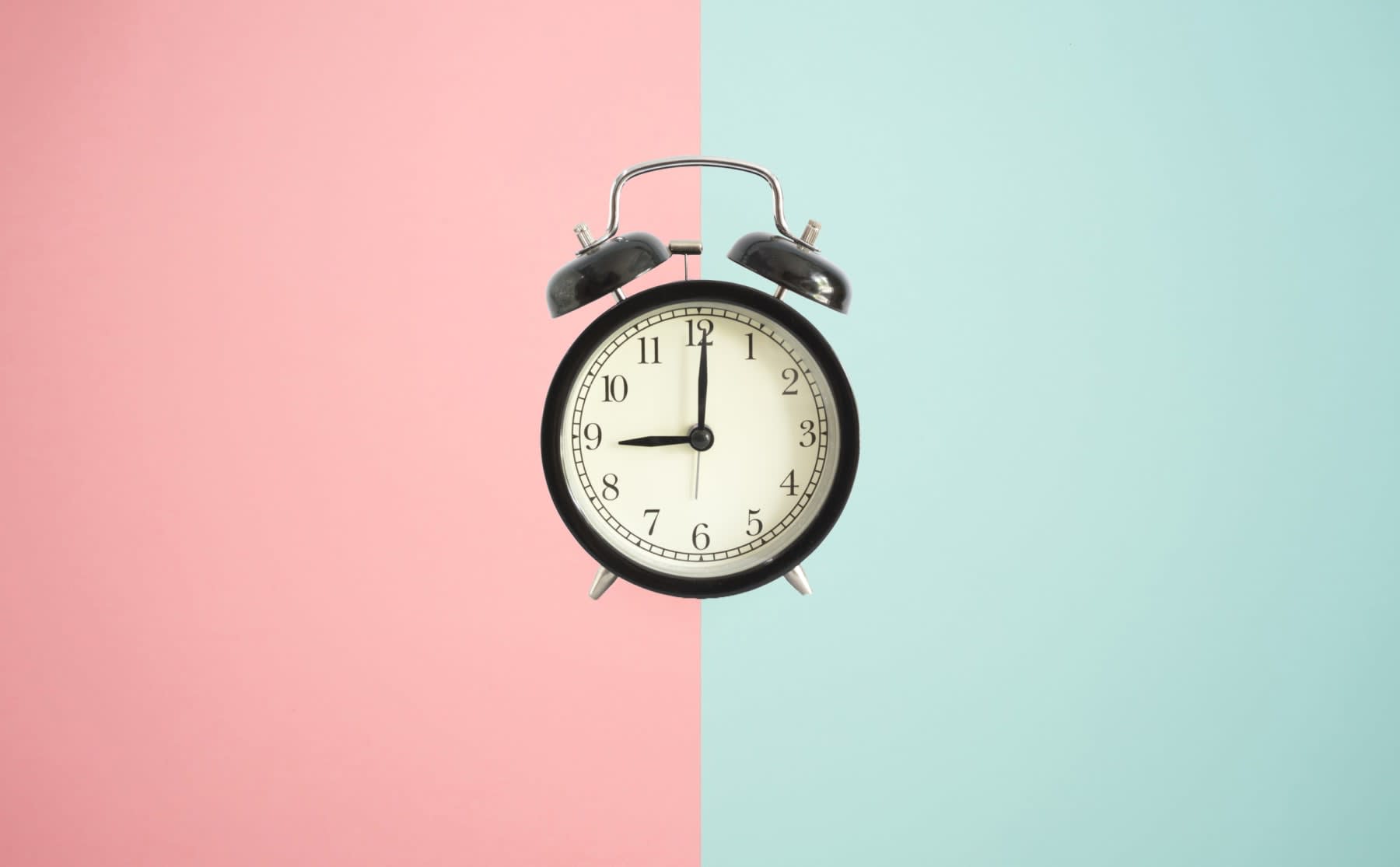 jullie-zijn-verdeeld-over-de-avondklok-eensgezind-over-de-rellen-image Jullie zijn verdeeld over de avondklok, eensgezind over de rellen