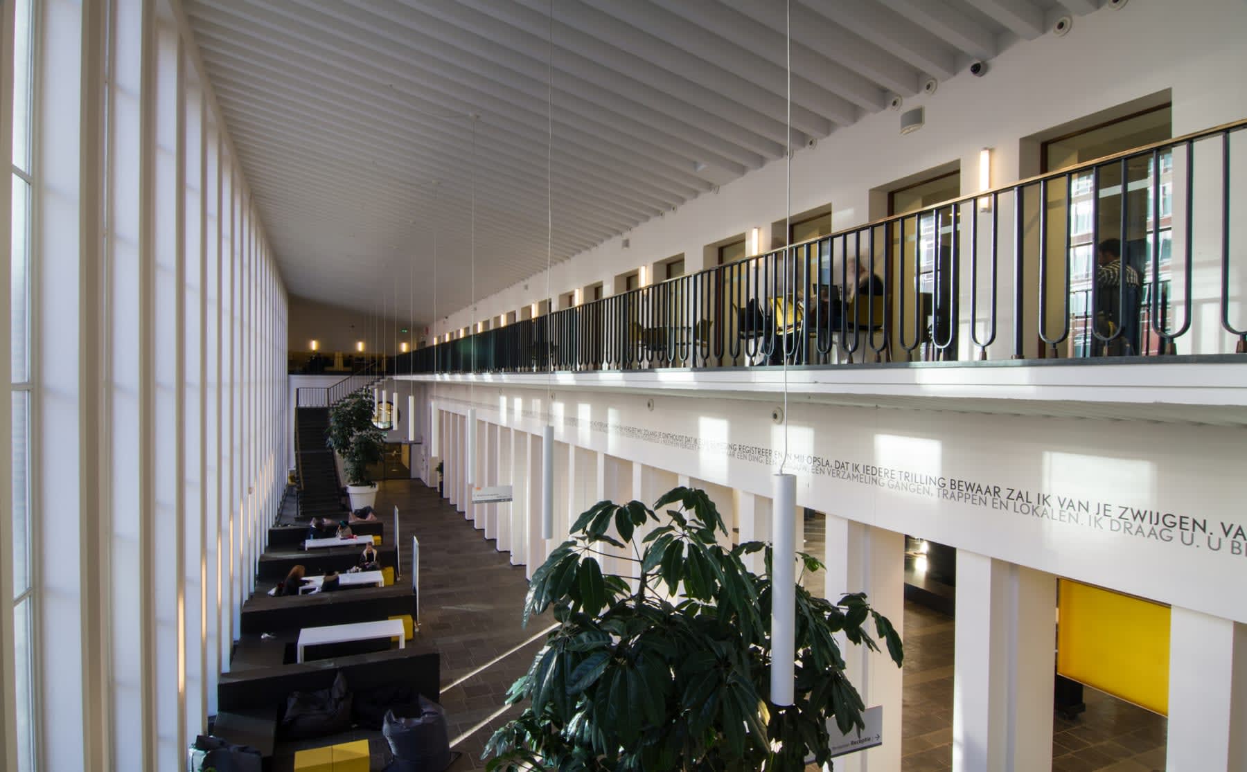 H&eacute; kersverse HvA&rsquo;er! Hier moet jij zijn op en rondom de campus