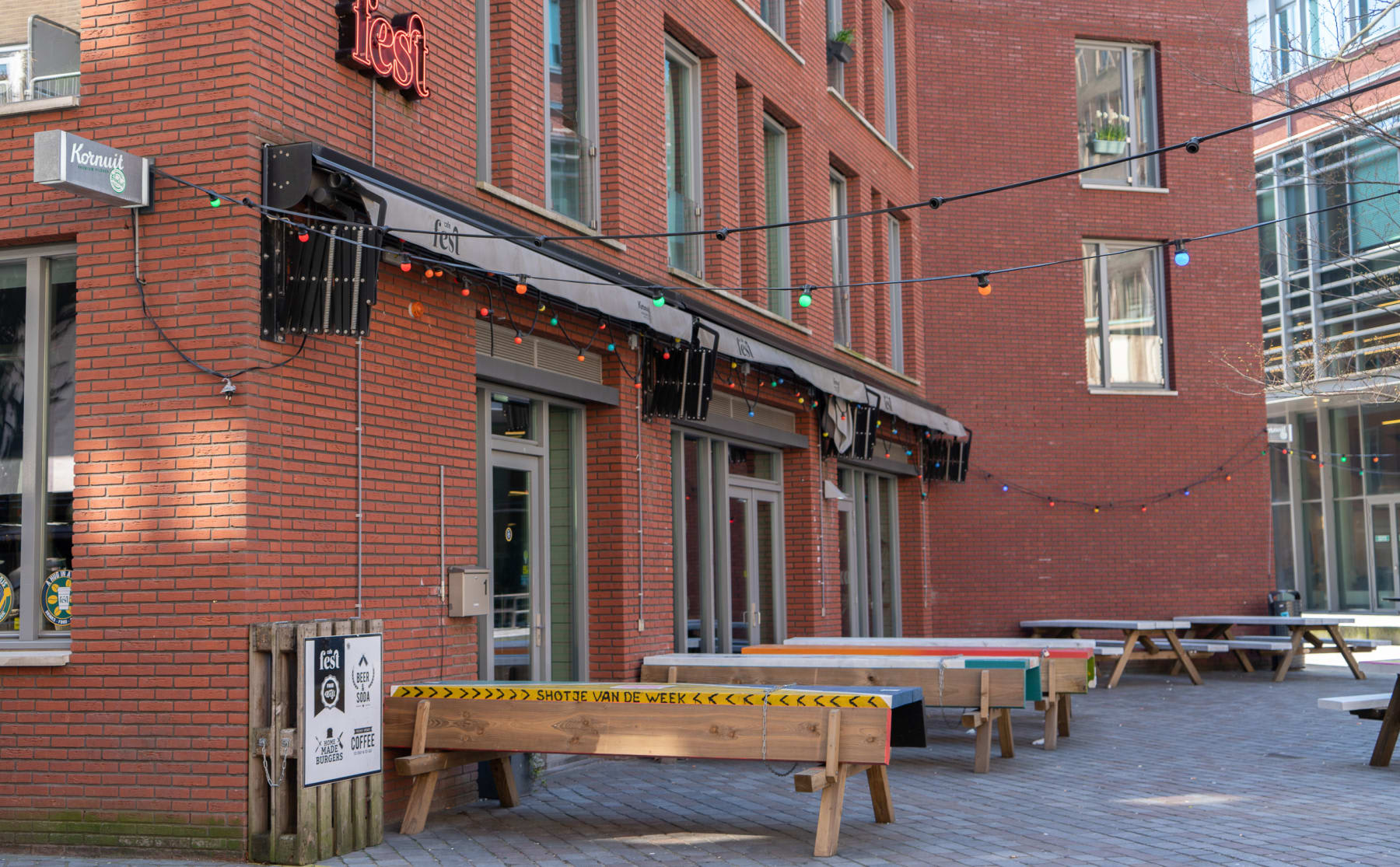 Caf&eacute; Fest vanaf 1 juni open, hbo mogelijk medio juni van start