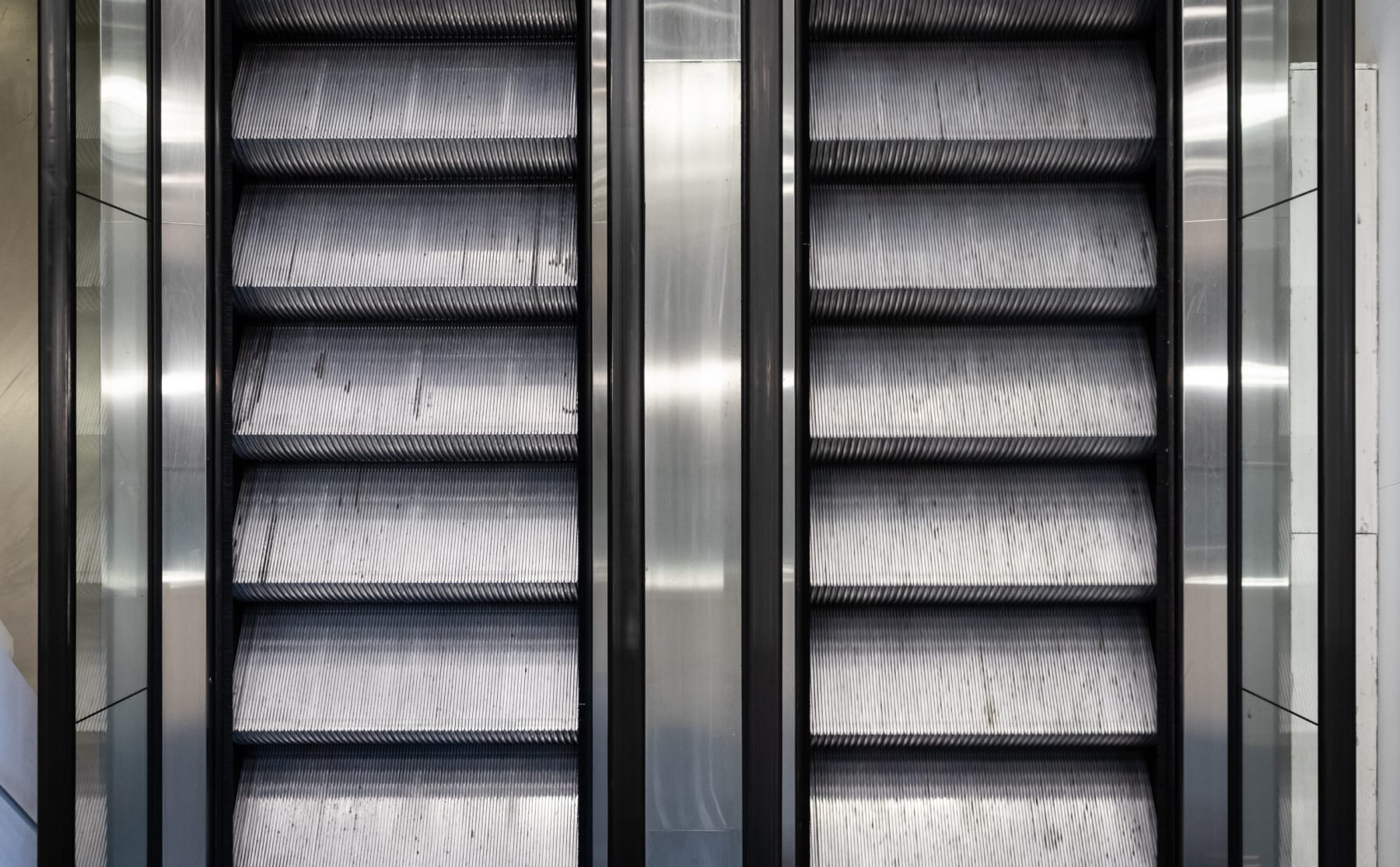 Gespot: deze symmetrische beelden brengen orde in de chaos van de campus