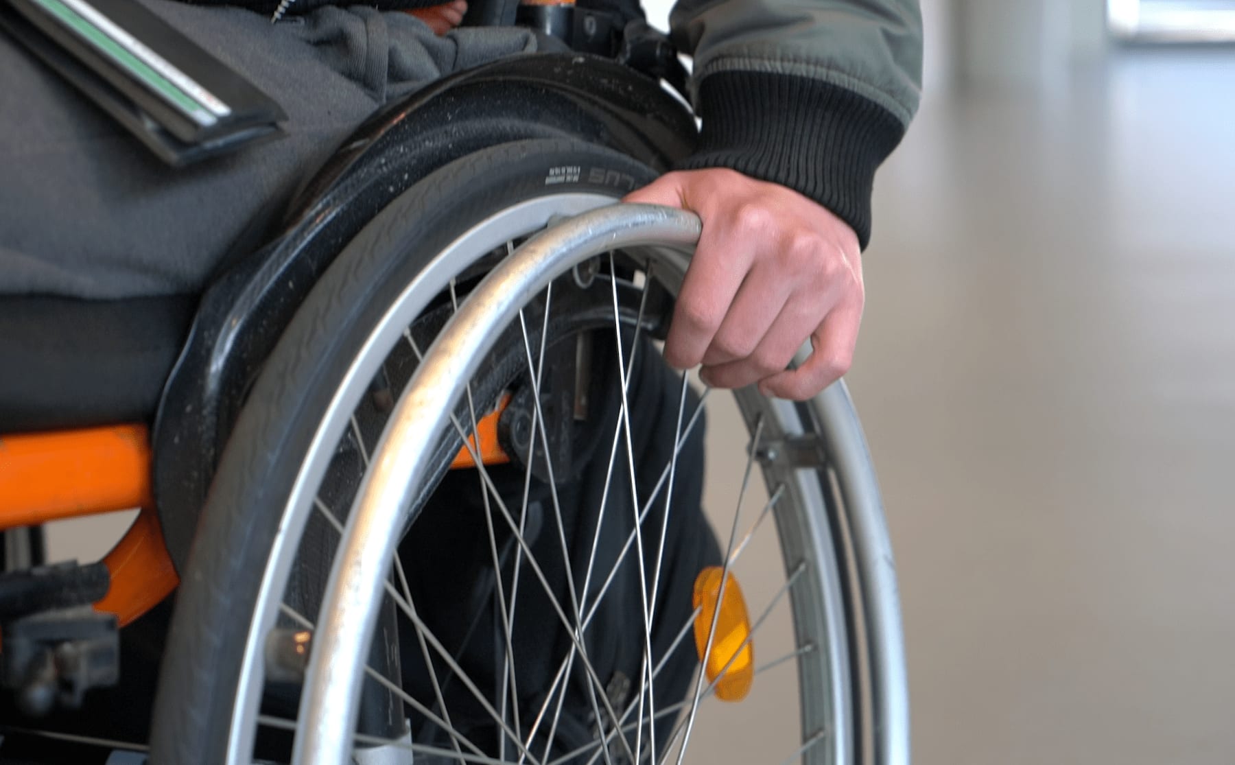 met-een-salade-in-mijn-hand-krijg-ik-de-kantinedeur-niet-open-image ‘Met een salade in mijn hand krijg ik de kantinedeur niet open’