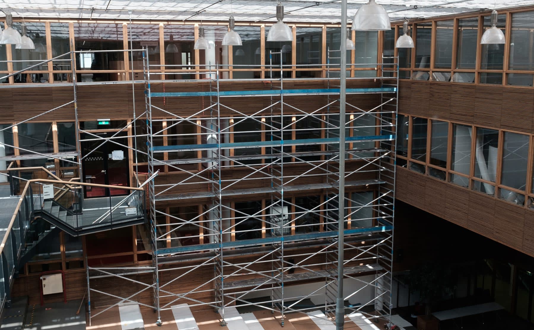 in-beeld-de-fraijlemaborg-in-de-steigers-voor-de-eerste-verbouwing-image In beeld: de Fraijlemaborg in de steigers voor de eerste verbouwing