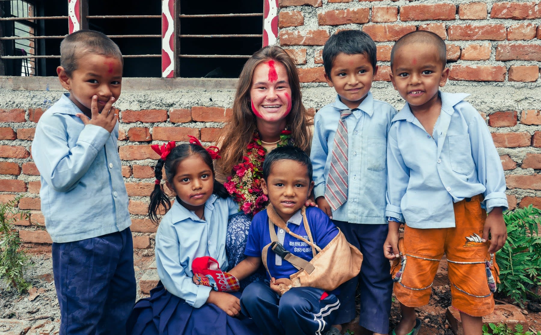 Stage: Sascha ontwerpt vrouwenpakken in Nepal