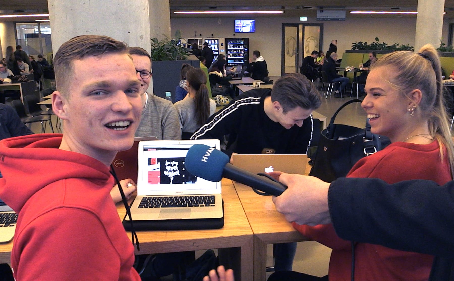 wie-is-huib-de-jong-eh-iets-met-sport-image Wie is Huib de Jong? ‘Eh… Iets met sport?’