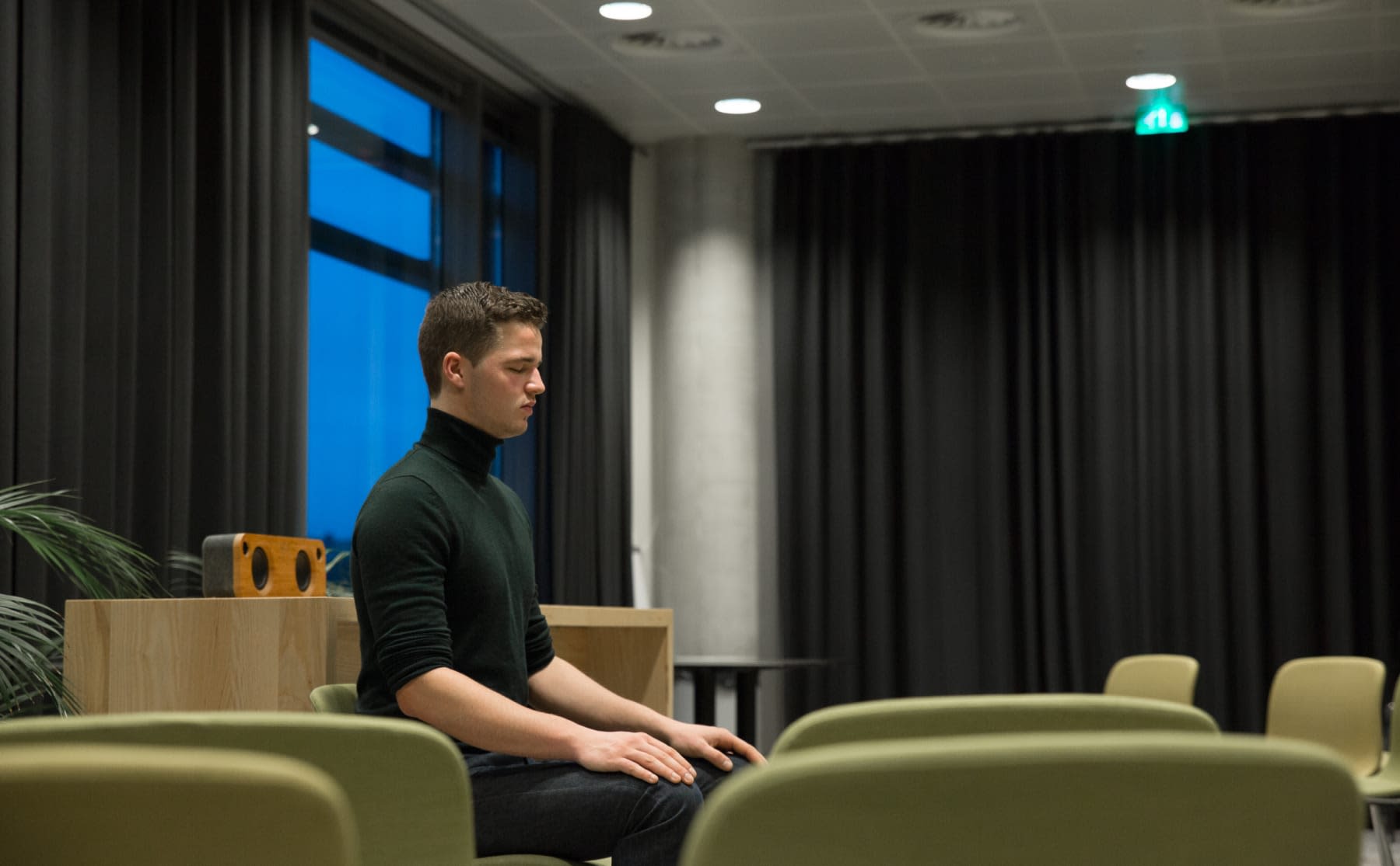 chaos-in-je-hoofd-ga-eens-mediteren-image Chaos in je hoofd? Ga eens mediteren!