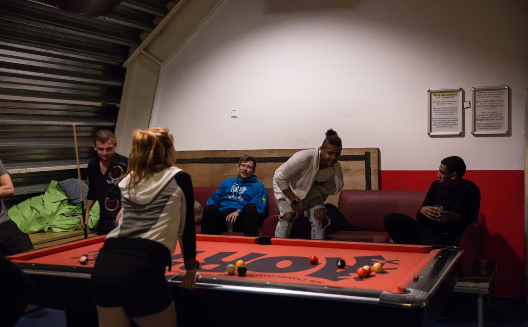 Hier kan het nog: vanuit college rechtstreeks naar de soos