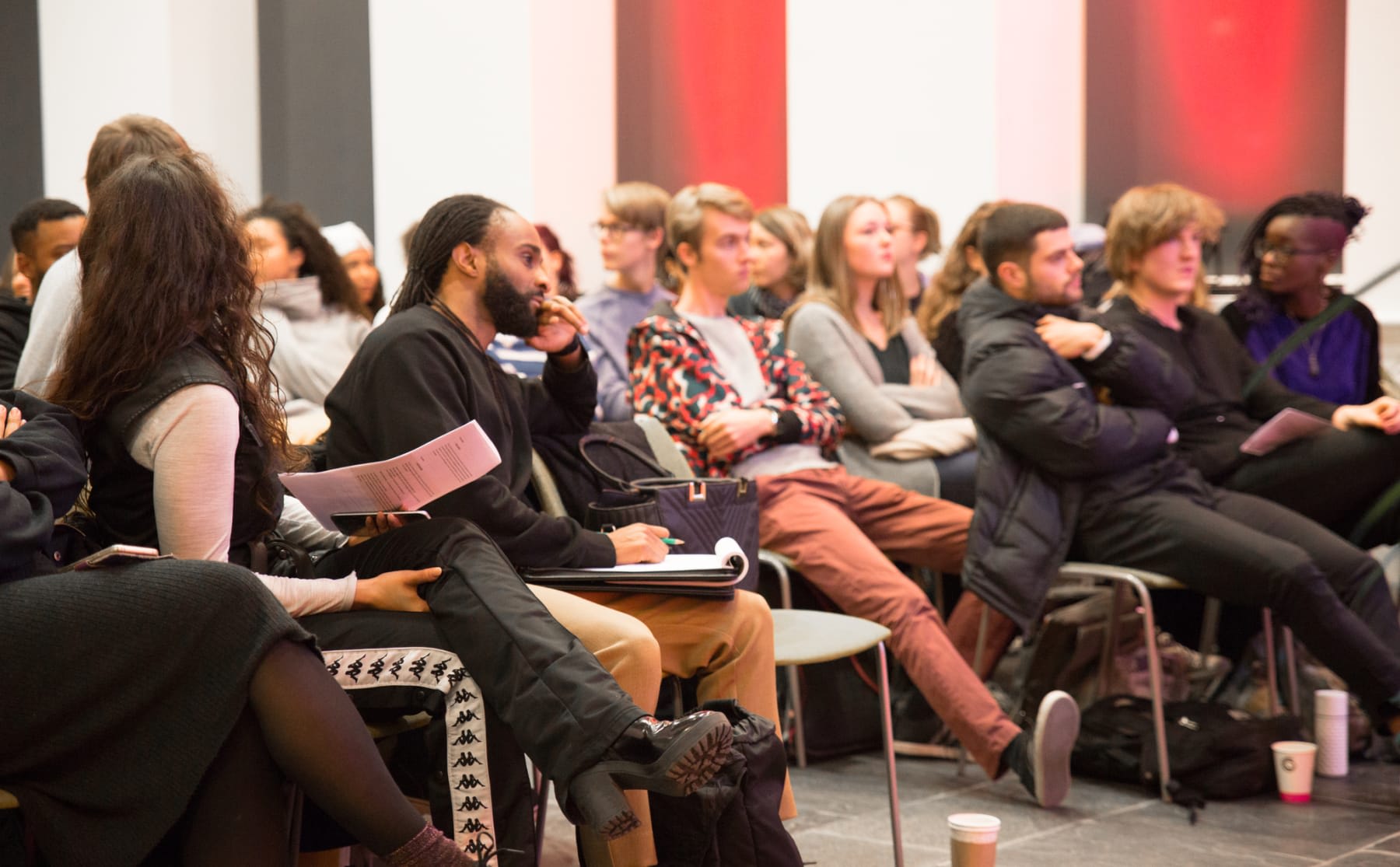 brandende-kwesties-blonde-dreadlocks-mag-dat-image Brandende kwesties: blonde dreadlocks, mag dat?