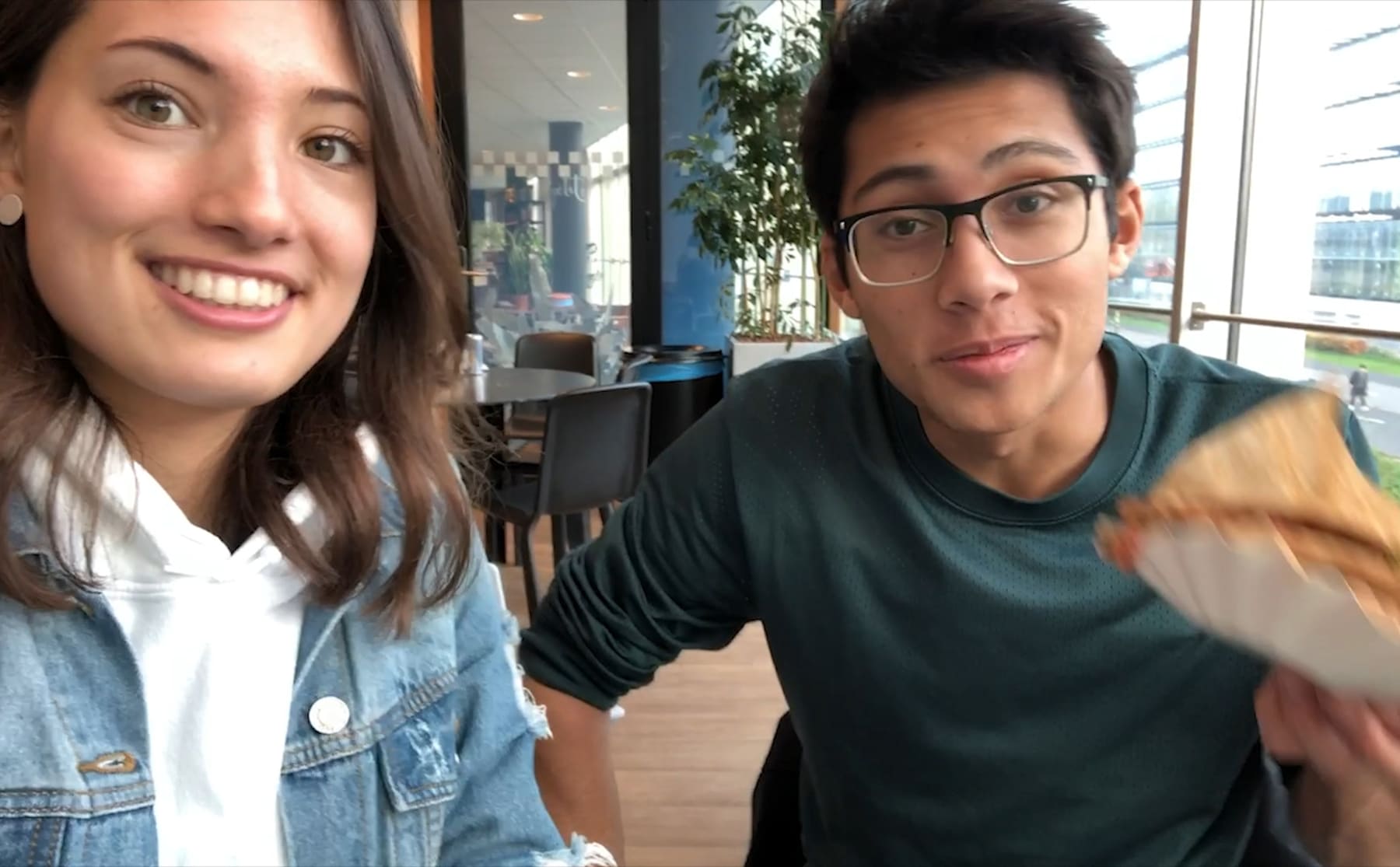 smaakt-het-studenten-eten-zich-vol-in-de-hva-kantine-image Smaakt het? Studenten eten zich vol in de HvA-kantine