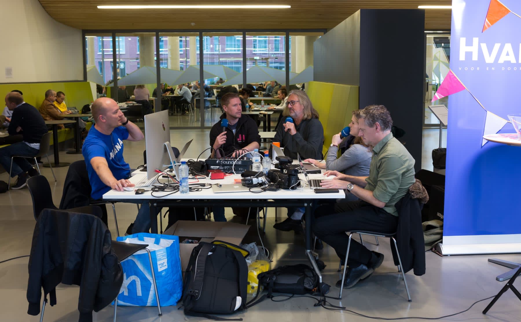 podcast-vanuit-het-wibauthuis-tentamens-muziek-en-tien-jaar-boot-hva-image Podcast vanuit het Wibauthuis: tentamens, muziek en tien jaar Boot-HvA