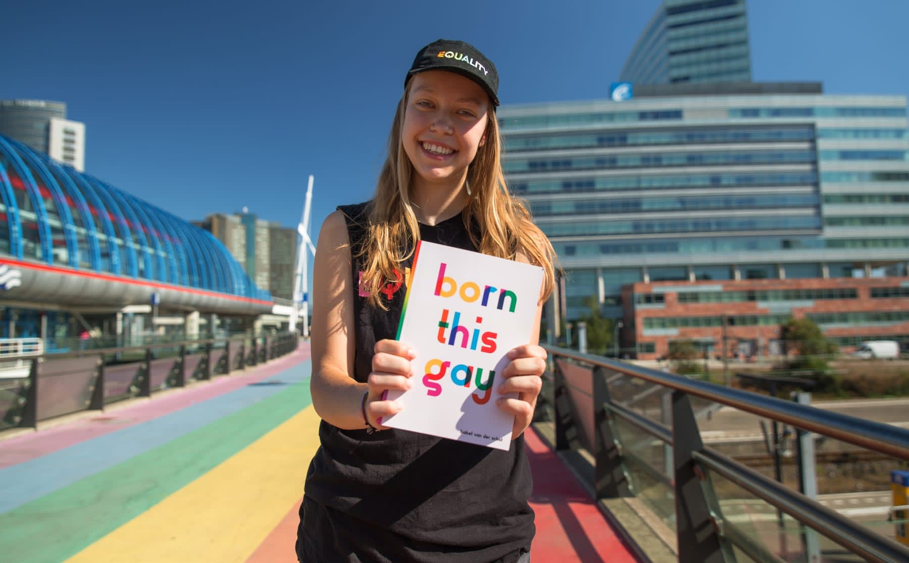 &lsquo;Born This Gay&rsquo;: Babet brengt haar eigen boek uit