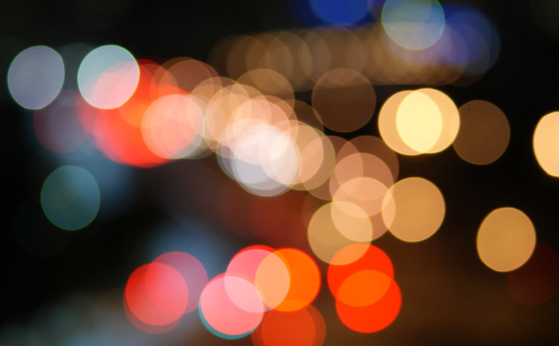 lichtpuntjes-ontspannen-praatjes-en-hemelse-broodjes-image Lichtpuntjes: ontspannen praatjes en hemelse broodjes