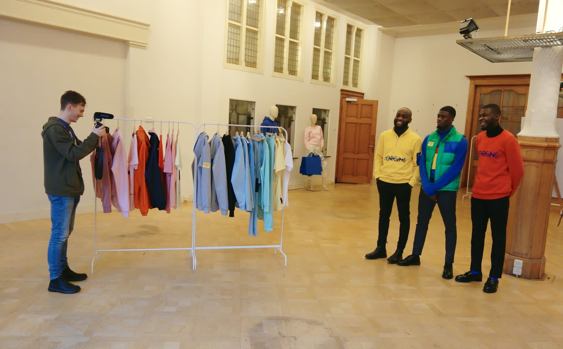 studenten-maken-documentaire-over-ghanees-amsterdams-modemerk-image Studenten maken documentaire over Ghanees-Amsterdams modemerk