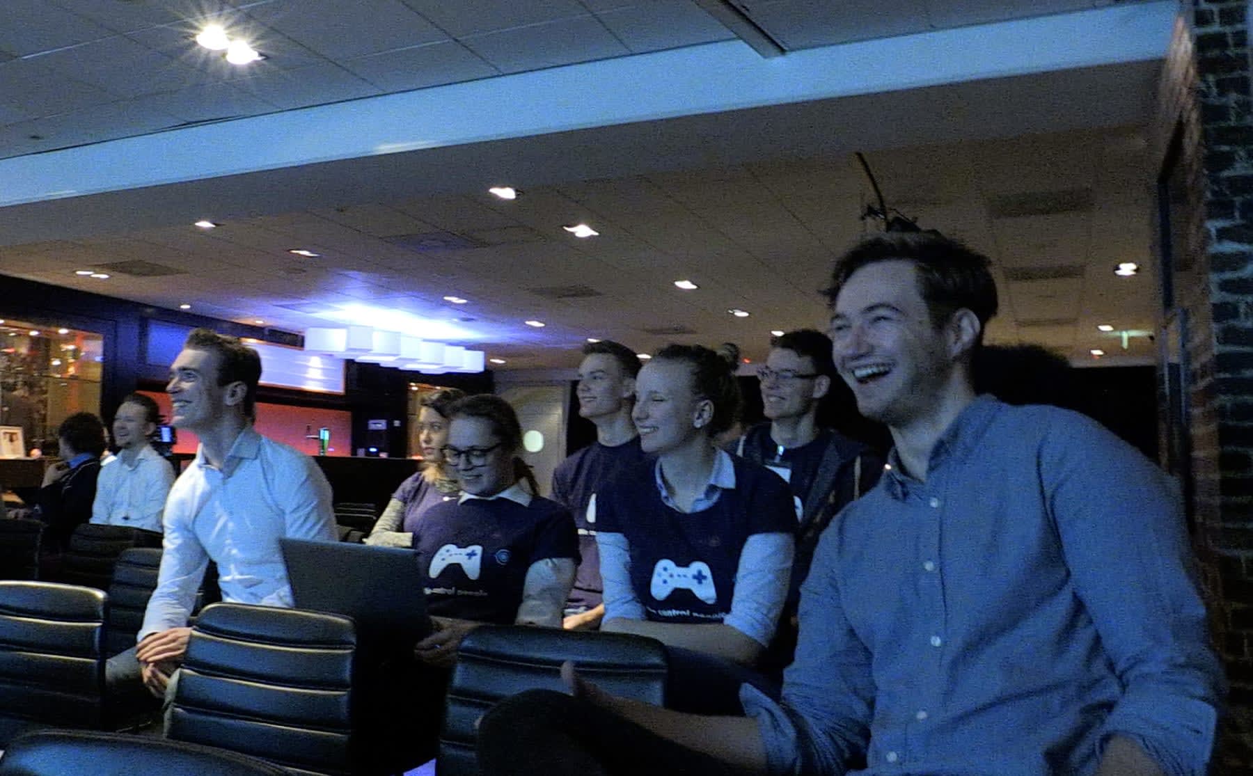 Deze studenten hielpen de Arena met crowd management