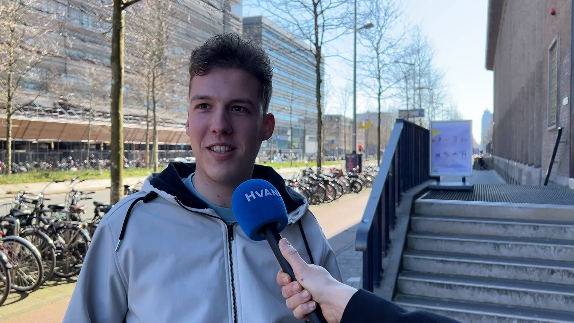 Ontlezing zet door ondanks meer uitgeleende boeken in jaren: ‘Zonde van mijn tijd’