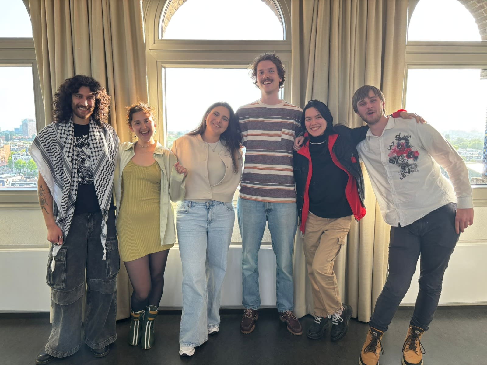 Nieuw asva bestuur Nieuwtje: Studentenvakbond ASVA heeft nieuw bestuur gekozen