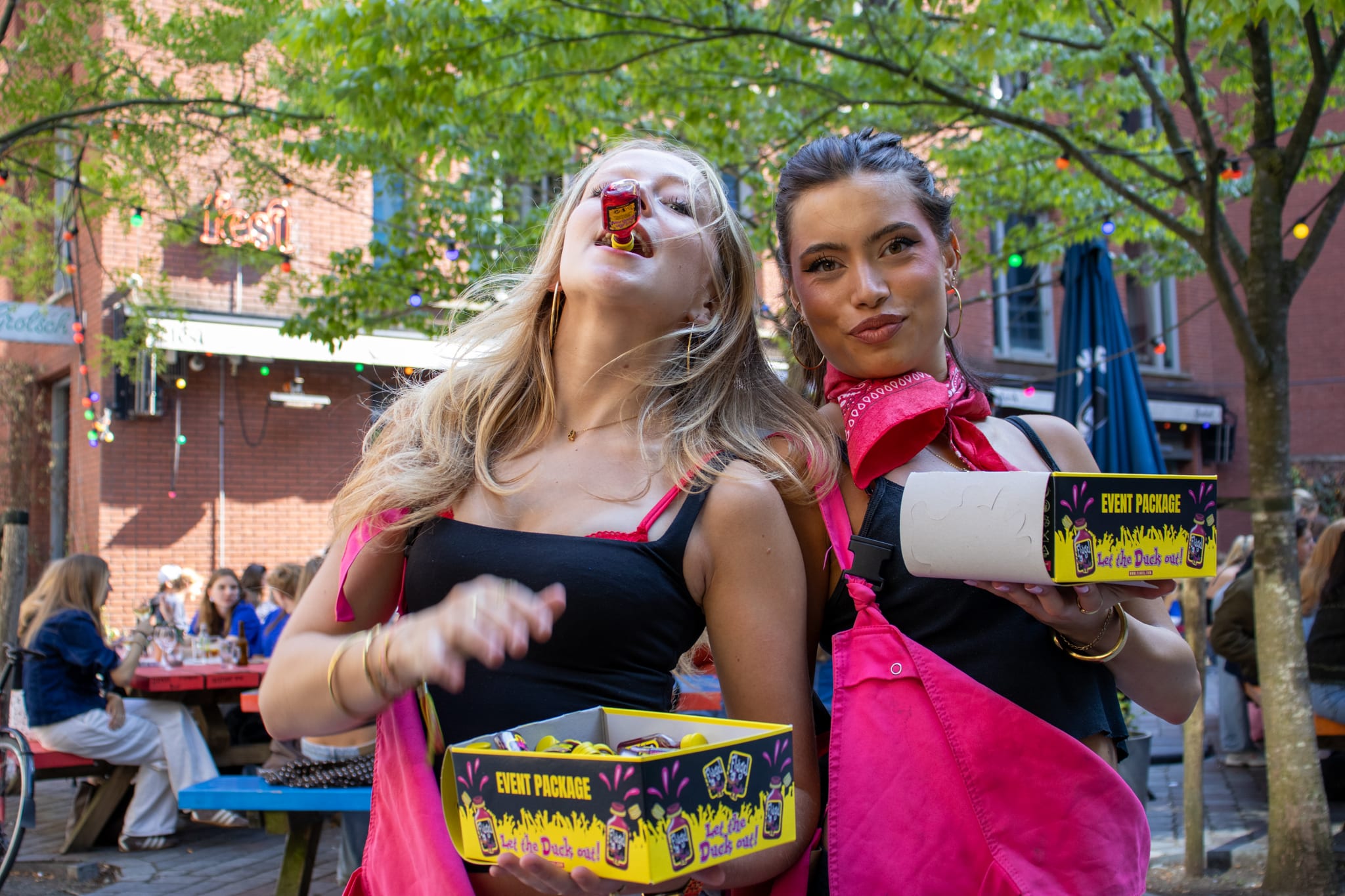 Introdag3-4 Overzicht introductieweek: dansen op de Dam en proosten bij Fest
