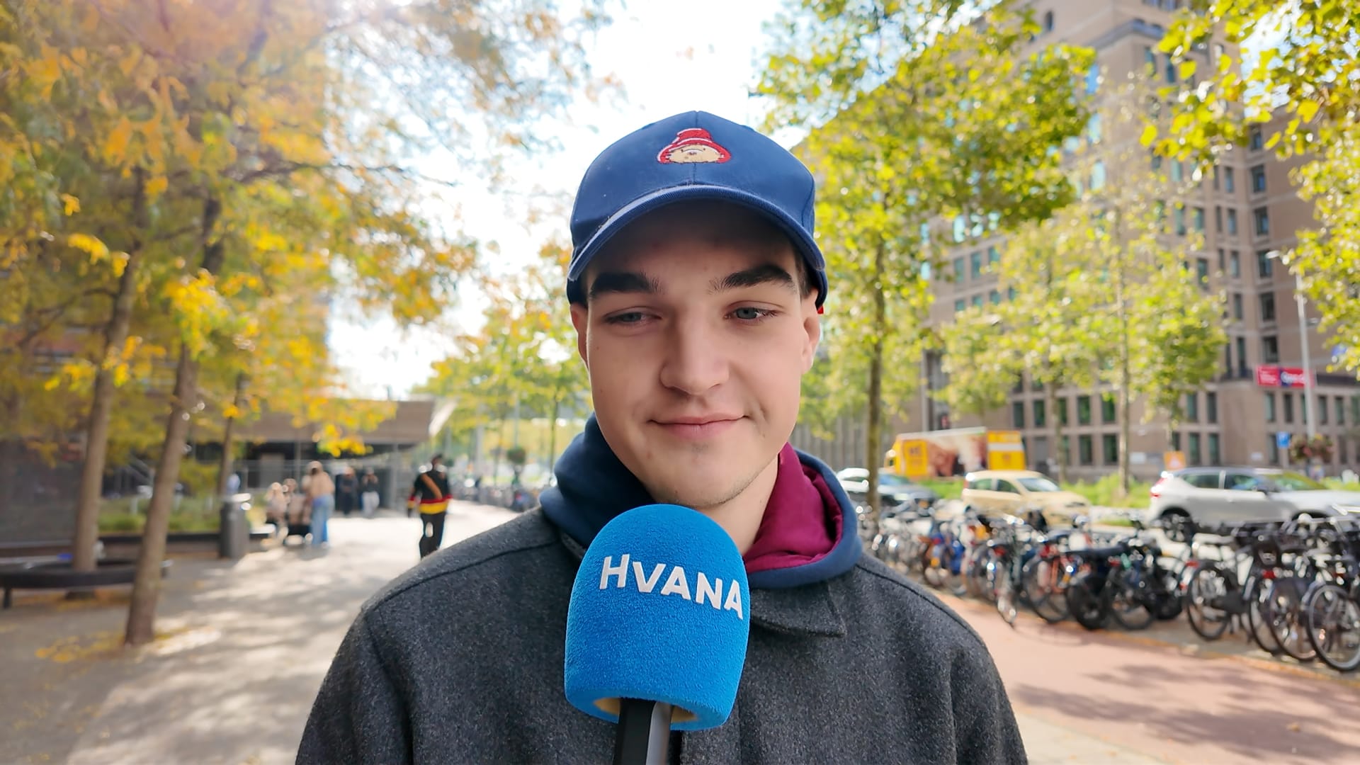 Guy Rapportje HvA op Rapport – week 6: ‘Docenten lezen alles van de sheets af’