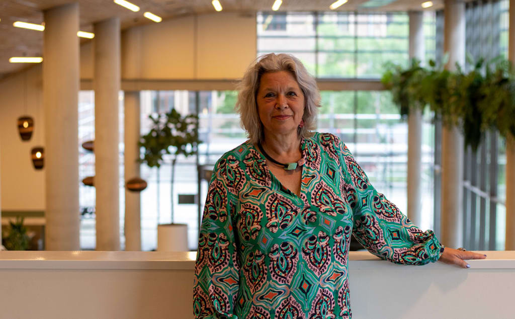 CvB-voorzitter Jopie Nooren in het Wibauthuis