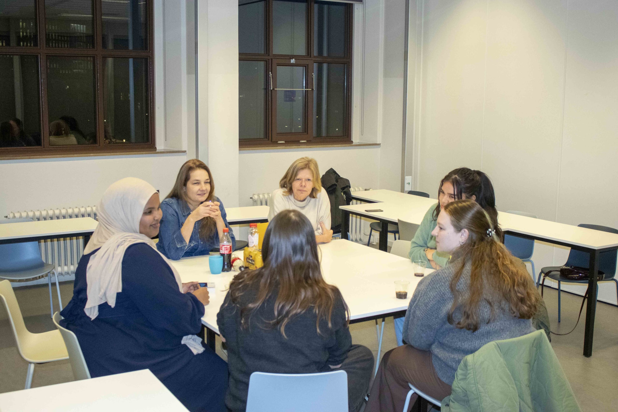 boekenclub totaal_1 Ontlezing is te merken onder studenten: ‘Duizend woorden vaak al te veel’