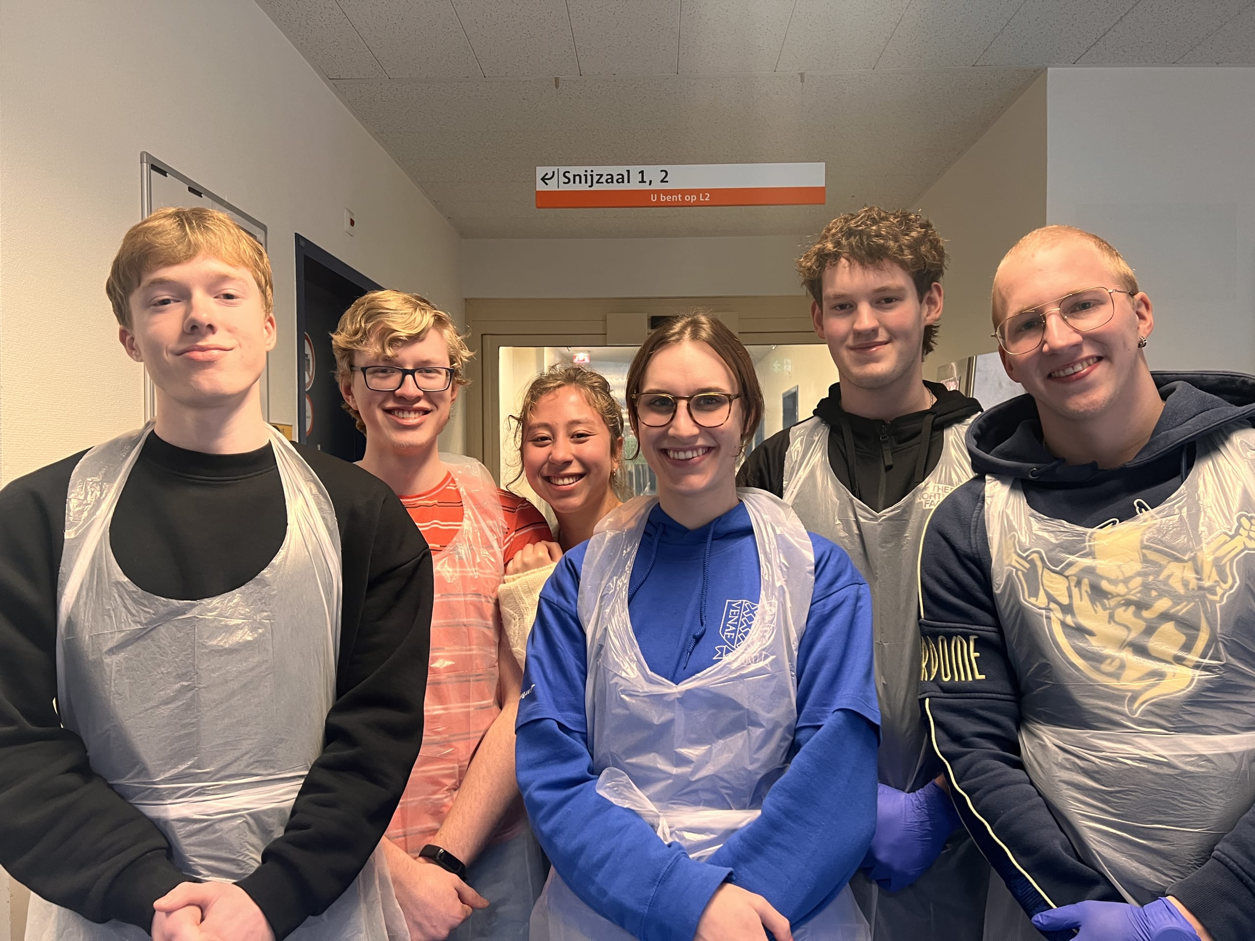 IMG_1122 Studenten krijgen anatomische les in AMC: ‘Is er iemand die het hart wil vasthouden?’