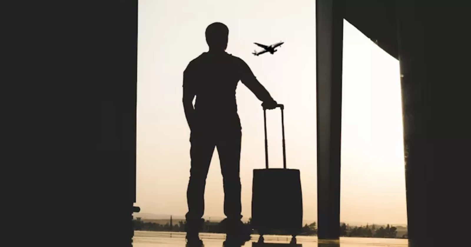 Je ne voyage plus sans une feuille de papier dans mon sac: l’astuce toute bête qui me sauve à l’aéroport