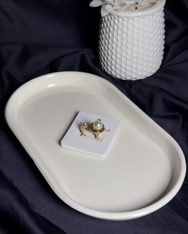 White Pearl & Crystal Ring
