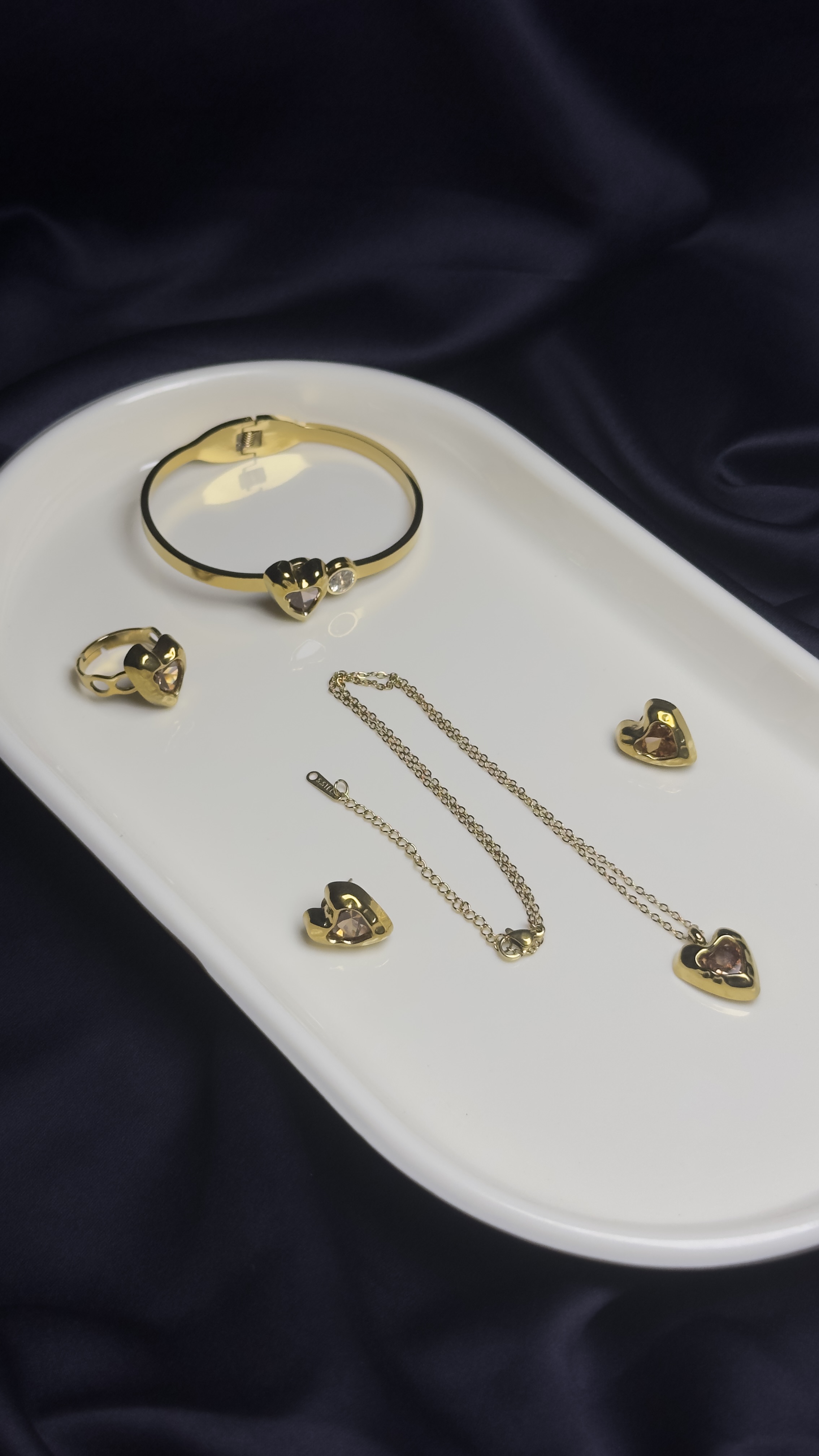 Amora Crystal Heart Jewelry Set