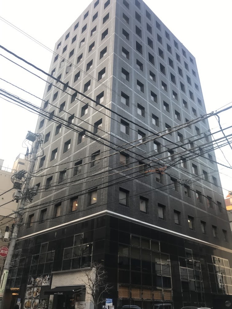 ニューリバータワー