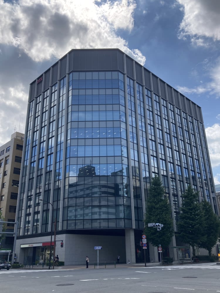 エンパイヤビル