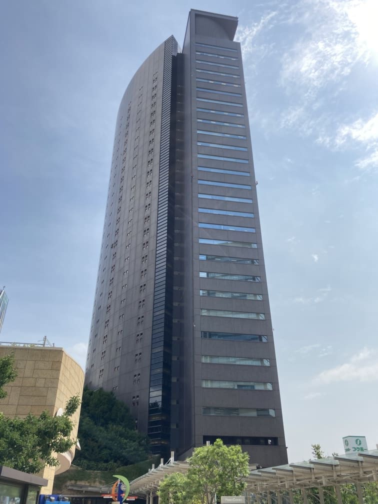 なんばパークスタワー