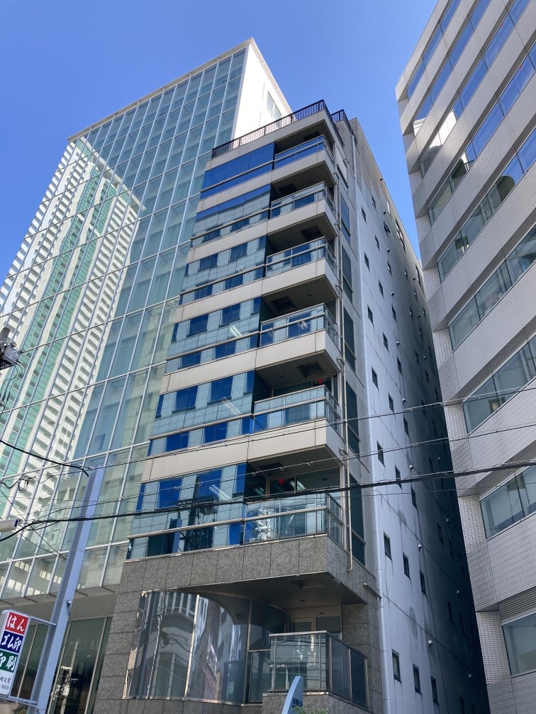瓦路ビル