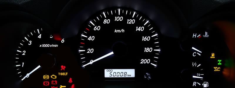 Make sure to keep an eye out for the warning lights in your car Warning lights in the car dashboard