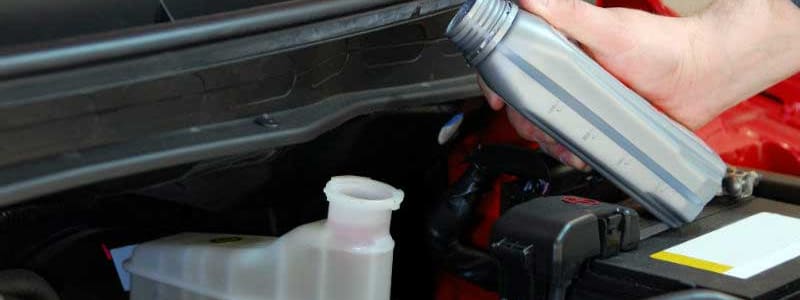 Wechseln der Bremsflüssigkeit Bremsflüssigkeit Wechseln