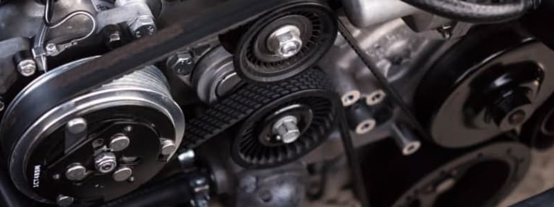 Motorreparaturen an einem Renault durchführen lassen Der Motor eines Autos in Nahaufnahme