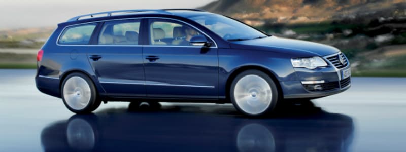 Blå VW Passat