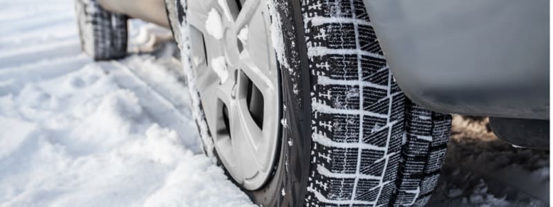 Pneus hiver : sont-ils en bon état ? Rainues de pneus hiver