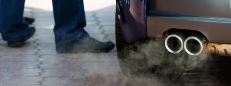 Reparation av defekt avgassystem på Toyota Avgasrör med rök på Toyota