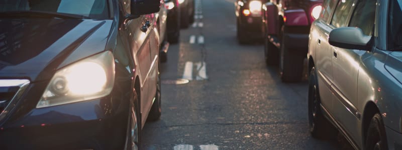 Vanligare med slitskador på bilar i storstäder Bilar i trafik