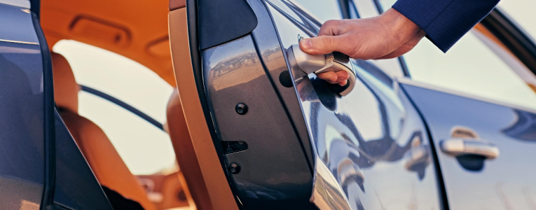 Comment entretenir les joints caoutchouc d'une voiture ?